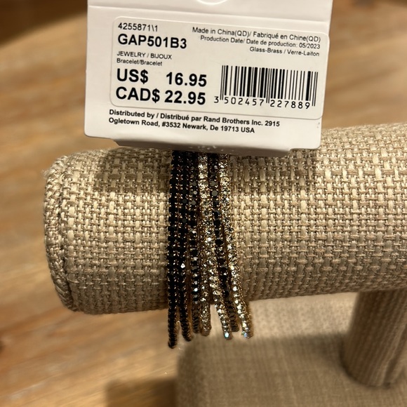 Gap Set of sparkly bangles. New with tags - Picture 3 of 11